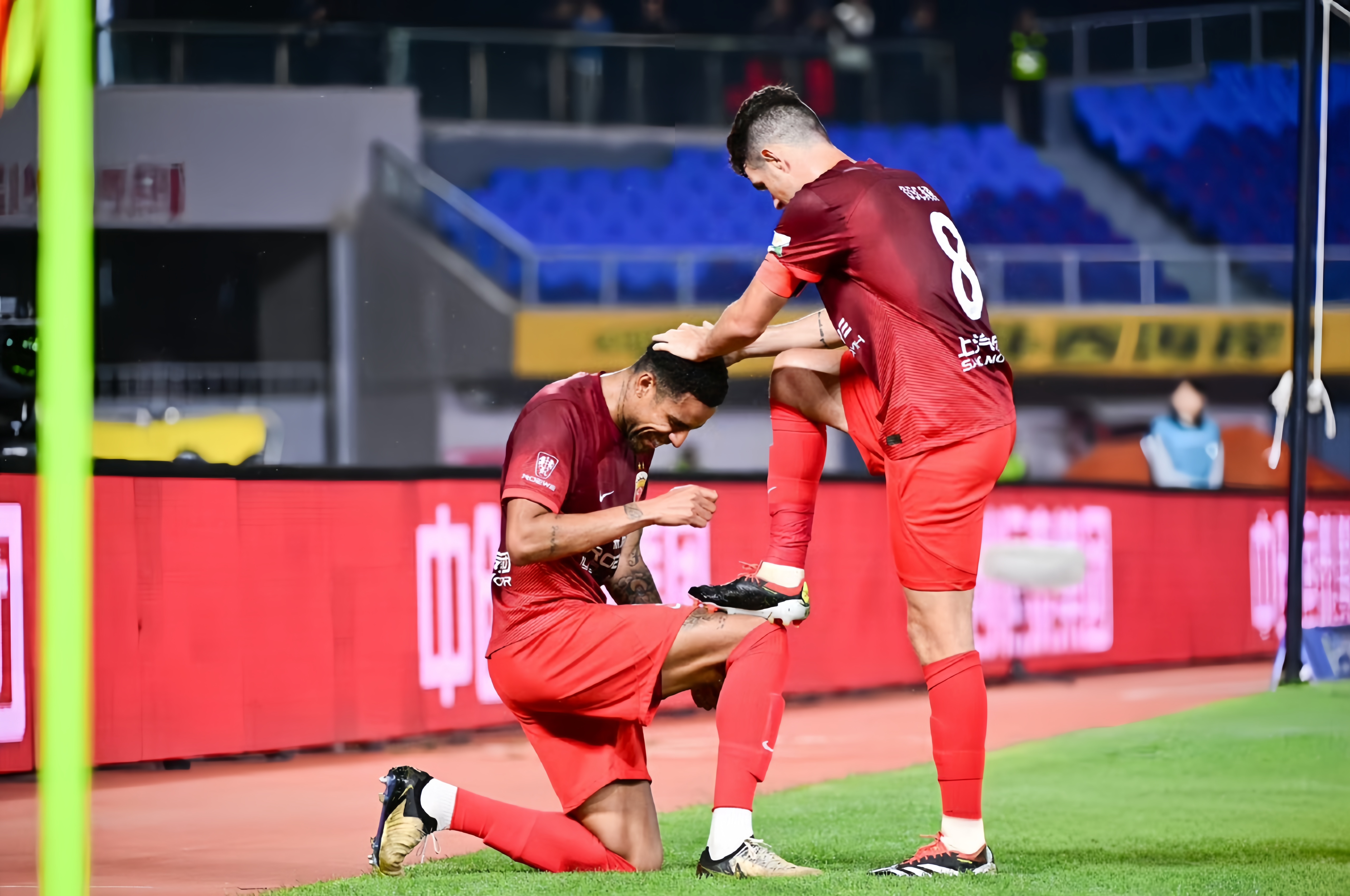 易游在线入口 -迈阿密热火发布备战花絮，窗口期造点机会，意大利杯任务艰巨，纪律约束更严格(诺里斯迈阿密大奖赛首夺分站赛冠军)