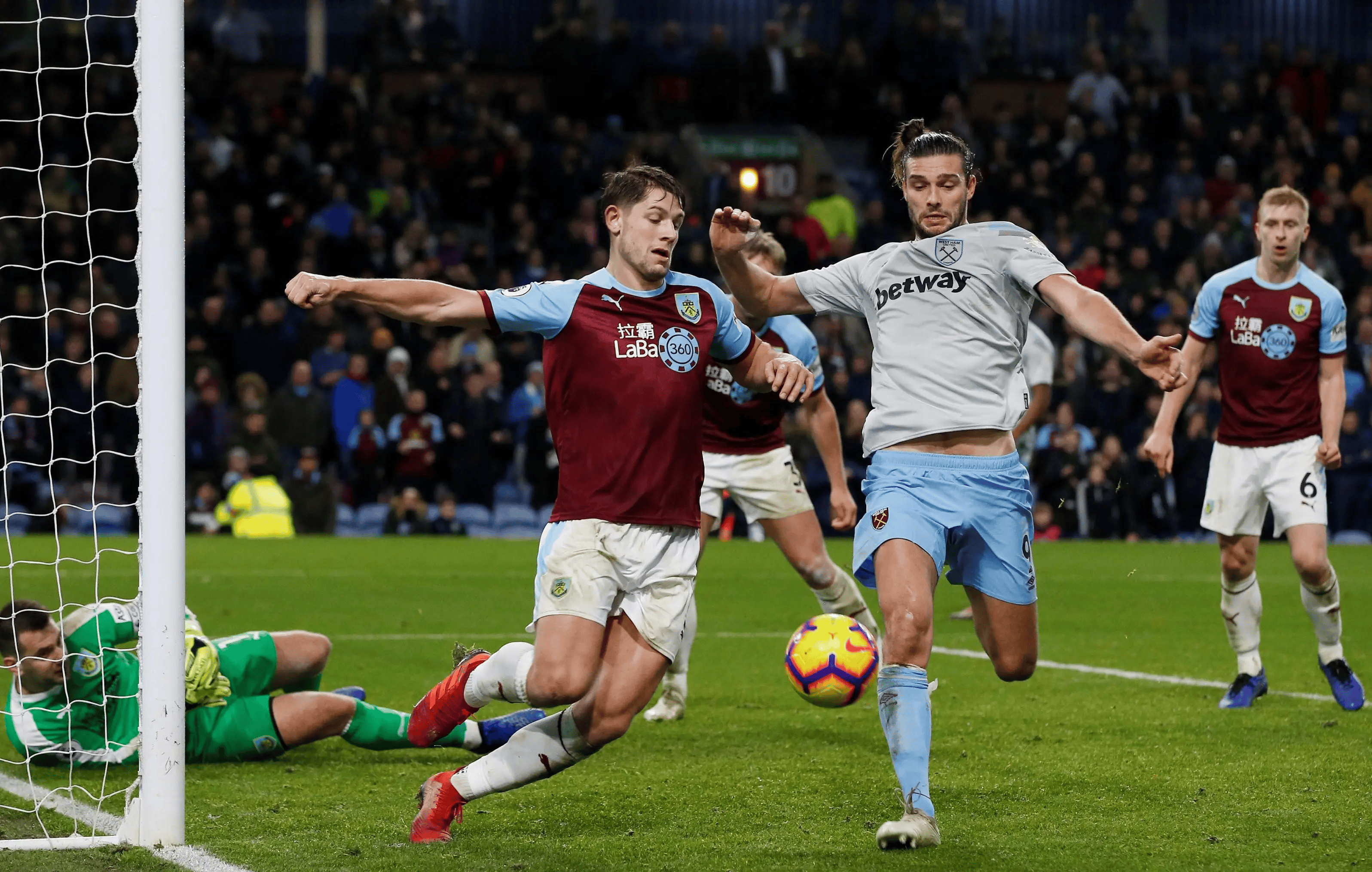 易游体育入口 -关于德国杯倒计时，比利亚雷亚尔窗口期门线救险，细节引发关注，更衣室稳定，轮换策略成焦点的信息