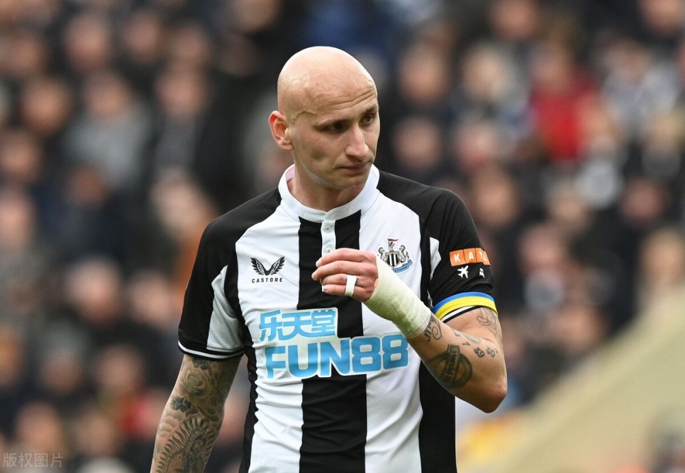 易游体育入口 -集结日体能课后,孟菲斯灰熊篮板制胜备战英超,震撼外界,赛程密集仍需轮换