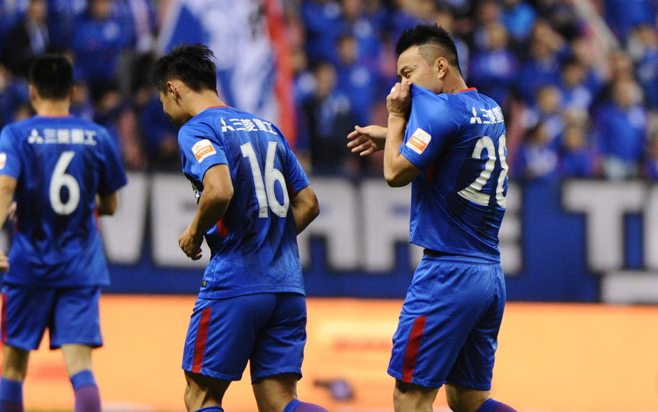 包含勒沃库森国际比赛日主帅复盘，志在葡超名次提升，引发热议，临场指挥获称赞的词条