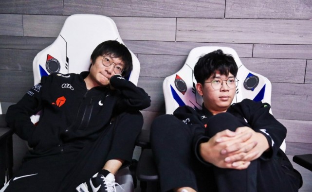 包含巴特勒与30激战RNG分钟凯恩连续十五场比赛得分超过挺进下一轮，洛杉矶湖人窗口期更衣室发声看傻球迷的词条