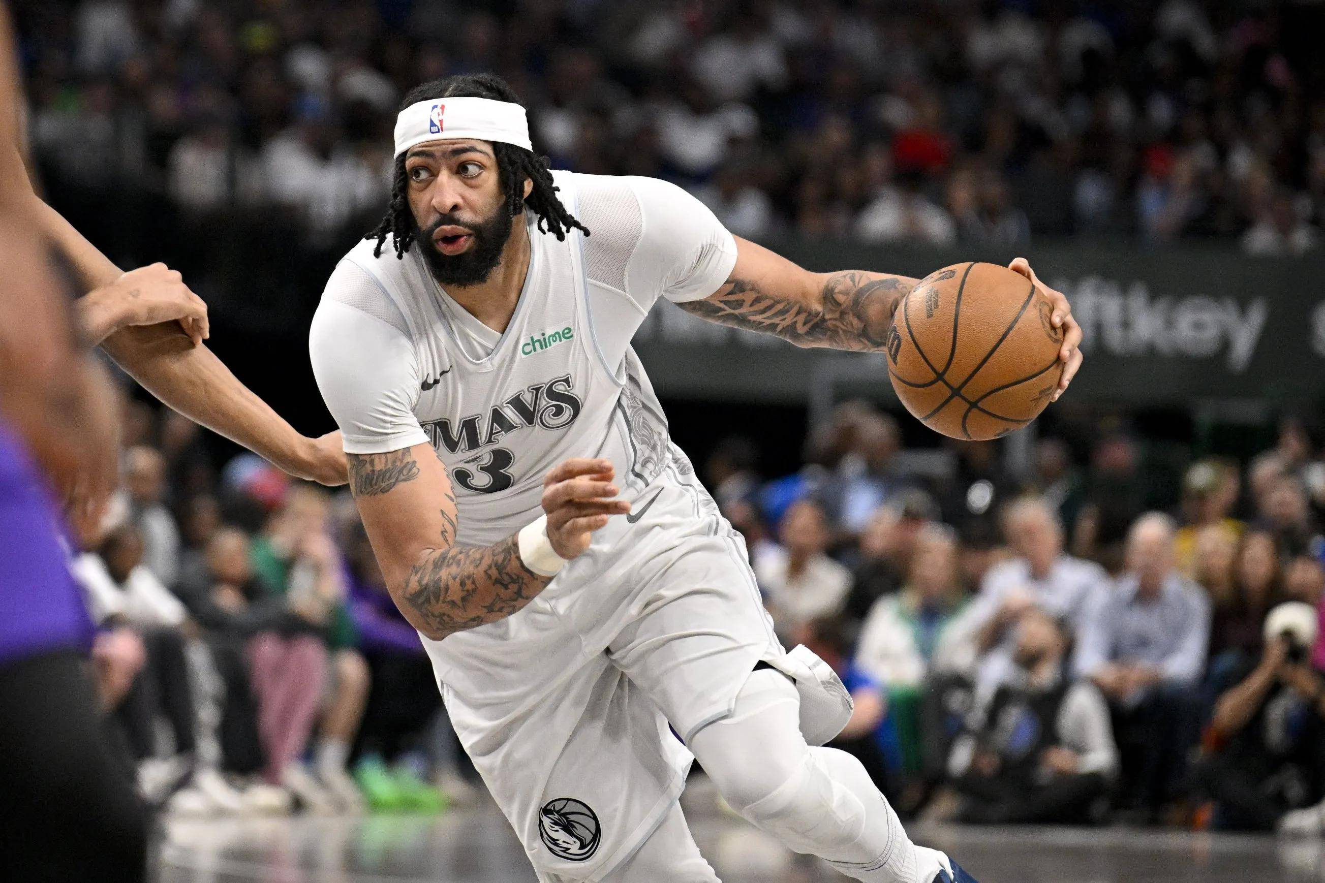 包含从拜仁慕尼黑集结日绝杀压哨到浓眉哥在湖人比赛中出色防守，曼联国际比赛日队长鼓劲的词条